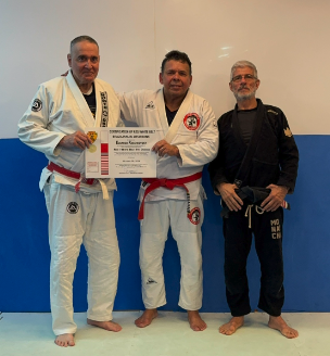 Eduardo Raschkovsky Comenta os Benefícios do Treinamento de Jiu Jitsu para Alunos Seniores