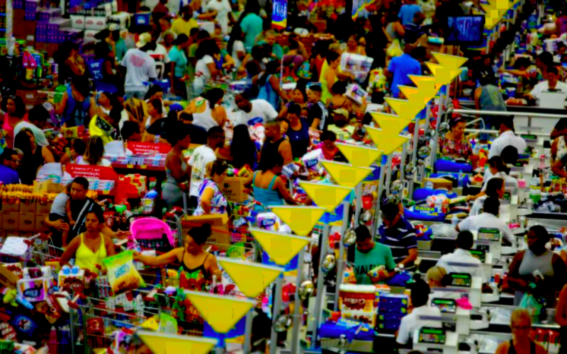 Projeções para inflação e taxa de juros são revisadas para baixo pelo mercado.