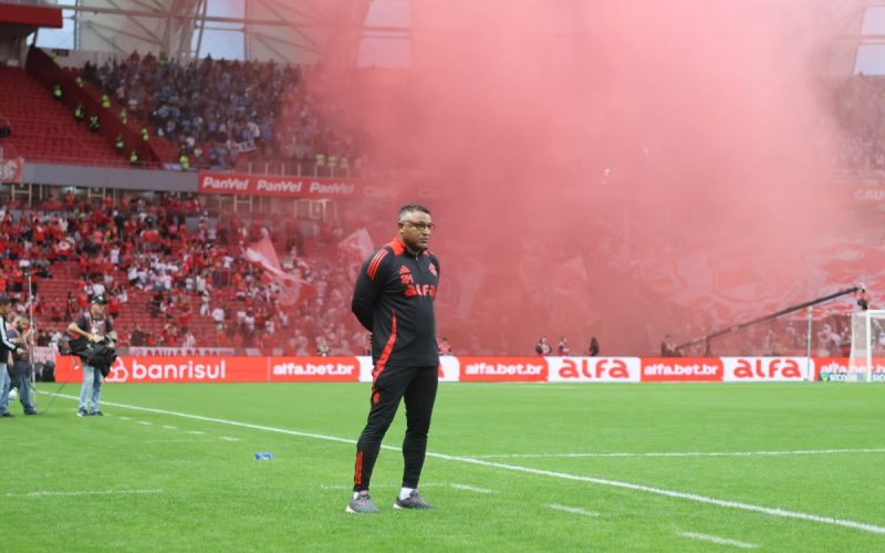Contratação de Roger Machado é fechada por São Paulo e anúncio do técnico é aguardado para hoje