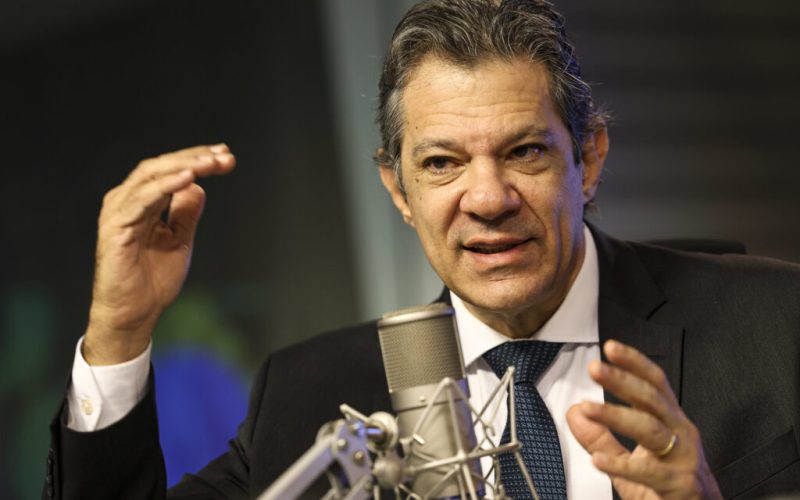 Orlando Silva aponta Haddad como o candidato mais forte para enfrentar o bolsonarismo em São Paulo