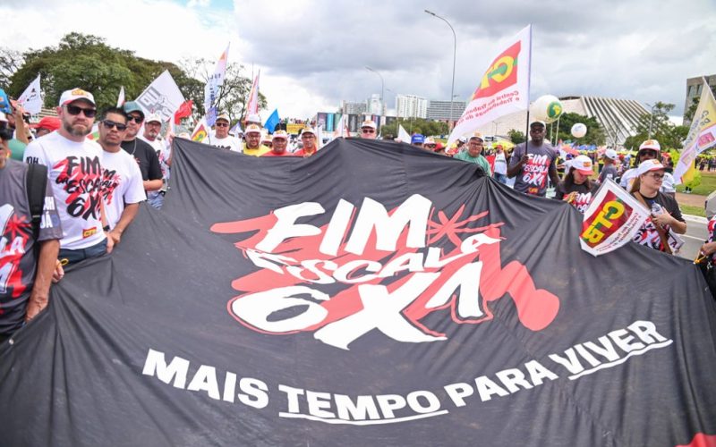 Motta planeja criar comissão especial para extinguir a escala 6×1 ainda esta semana