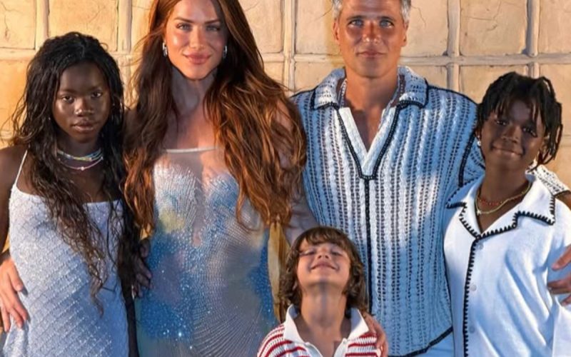 Bruno Gagliasso expressa alegria pela estreia de Titi como modelo na passarela: “Sinto orgulho