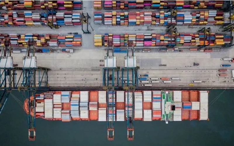 Queda de 31% nas exportações do Brasil para o Golfo Pérsico em razão do conflito gerado por Trump