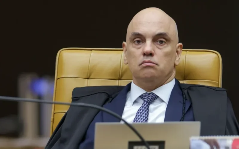 Justiça americana permite notificação a Moraes via e-mail em processo envolvendo Trump