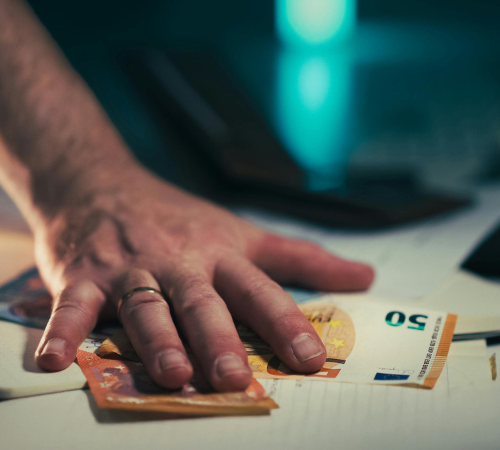 Aposentado relata prejuízo de R$ 600 mil por investimento em corretora suspeita de fraudes em Ribeirão Preto