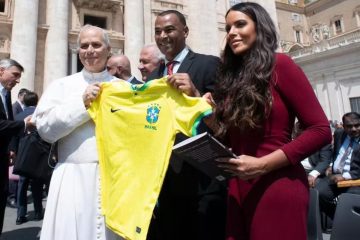 Cafu vê em Endrick o potencial para brilhar na Copa do Mundo pelo Brasil