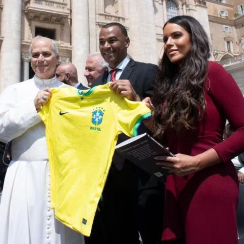 Cafu vê em Endrick o potencial para brilhar na Copa do Mundo pelo Brasil