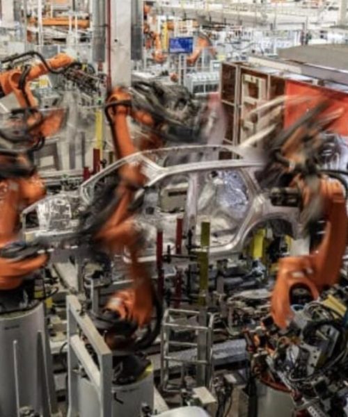 Exportações e importações da China sobem 17,3% com destaque para tecnologia avançada e energias sustentáveis