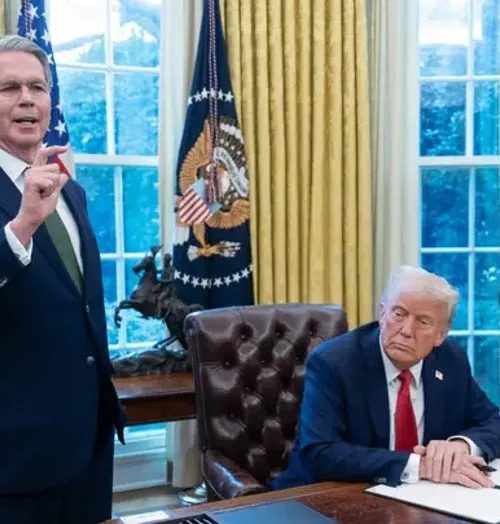 Trump ameaça o Irã com sanções sem precedentes, mas hesita em relação à China