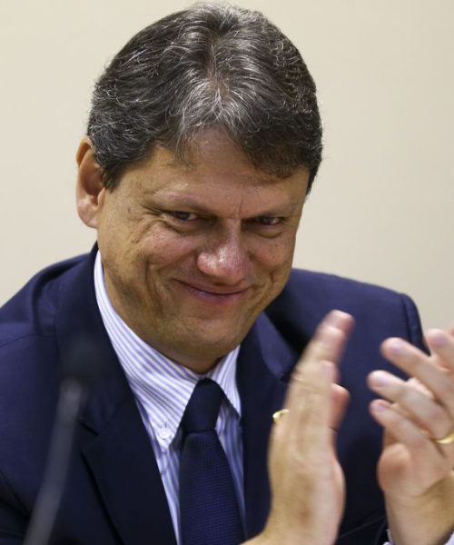 São Paulo enfrenta a sua maior crise econômica em uma década sob a gestão de Tarcísio
