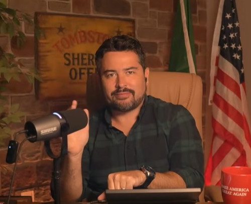 TRE determina a remoção de live de Paulo Figueiredo por ofensas misóginas