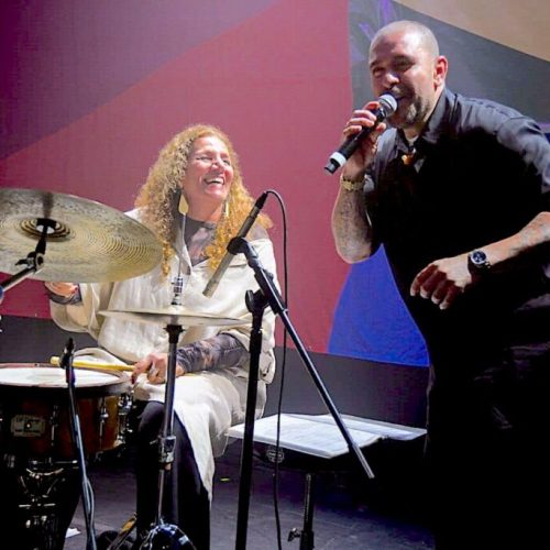 Artistas se unem em festival no RJ em apoio a Lula, Benedita e Jandira