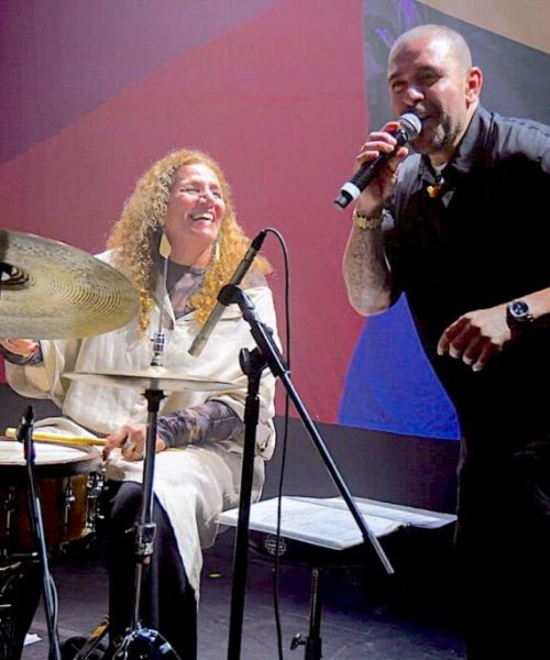 Artistas se unem em festival no RJ em apoio a Lula, Benedita e Jandira