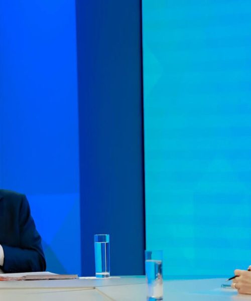 Flávio defende cortes, enquanto Lula promete aumento real para o salário mínimo