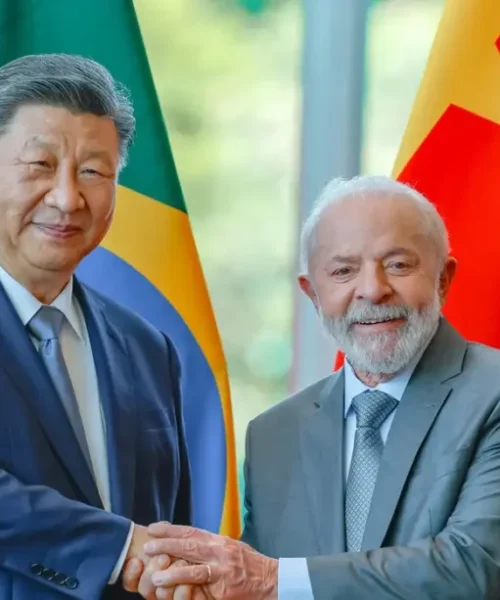 Líder chinês Xi Jinping felicita Lula e sugere um avanço nas relações entre Brasil e China
